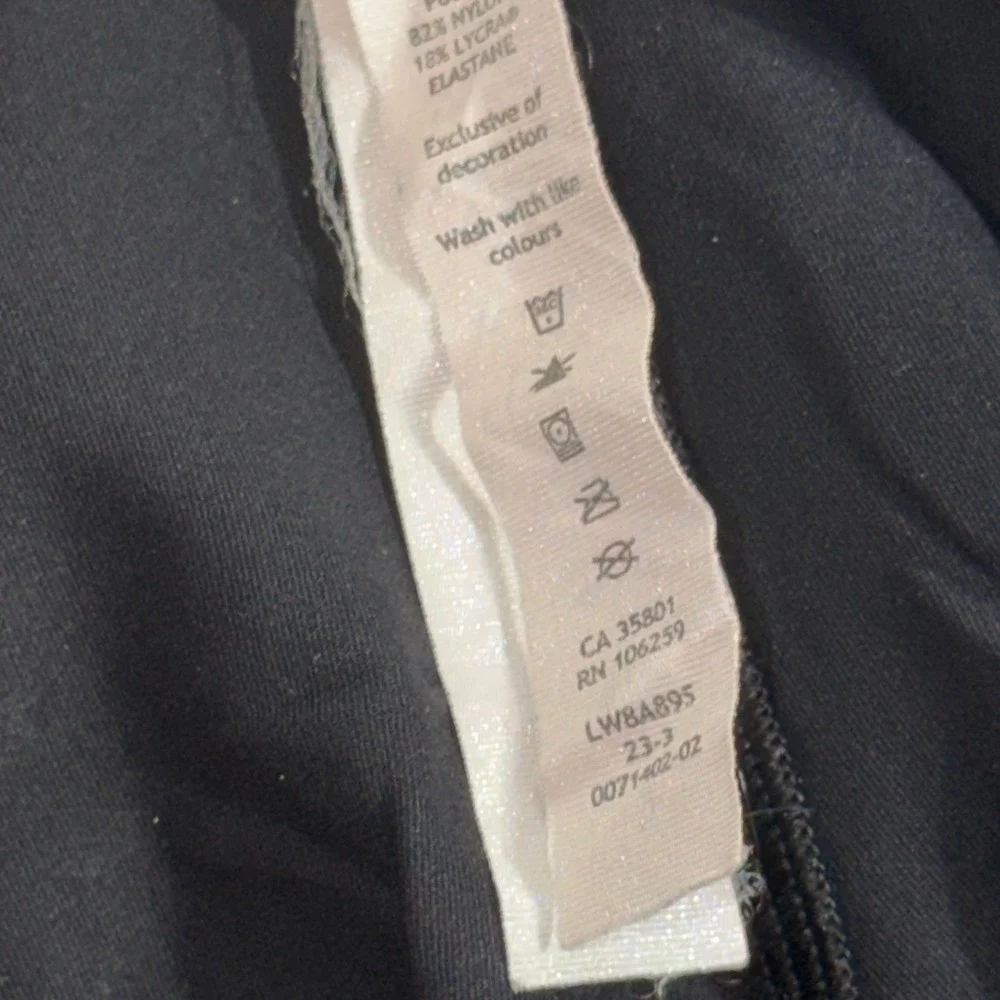 Lululemon Size 2 Black Pace Rival Skirt Tall Tennis‎ Golf Athletic Sporty Active